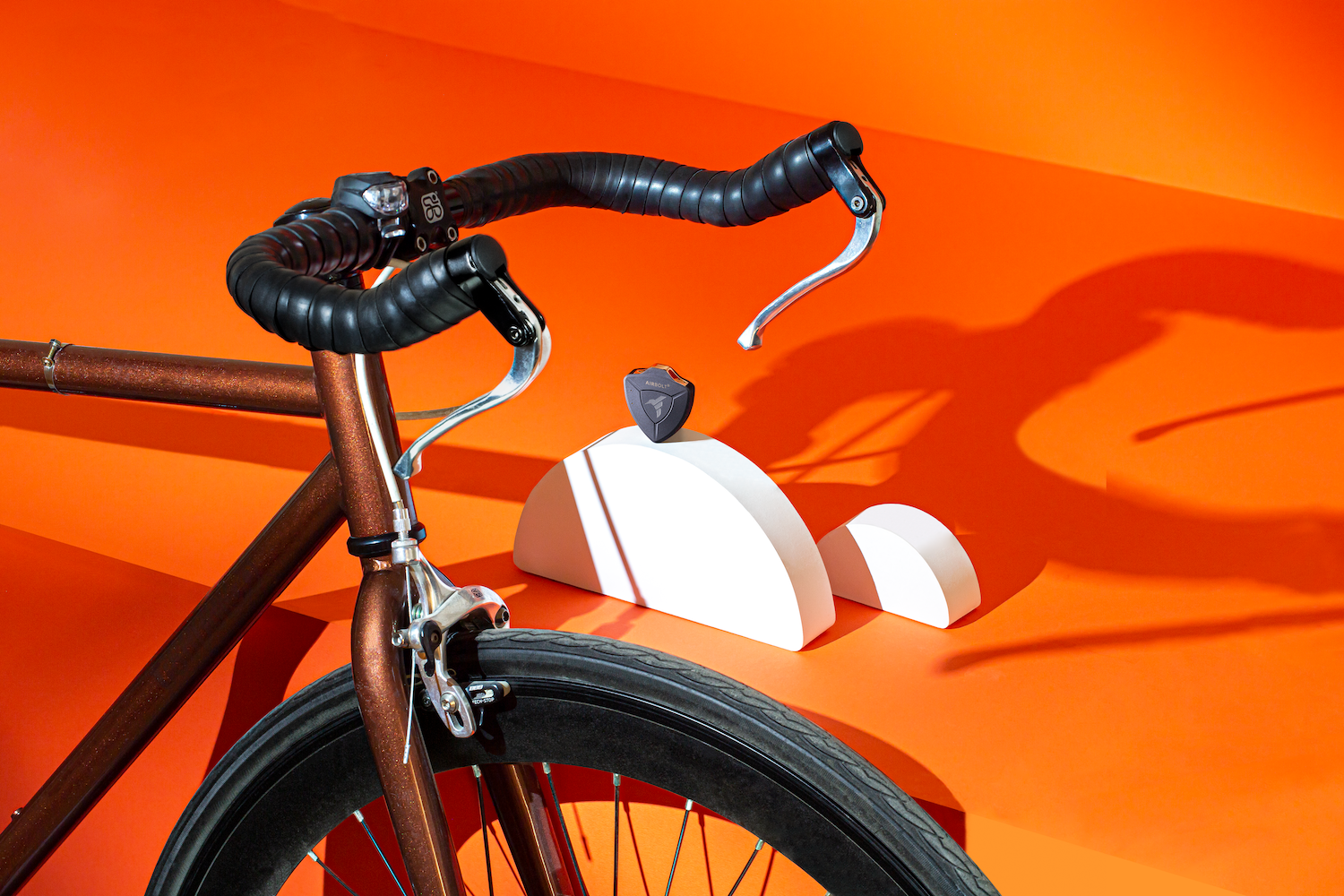 How to Hide a GPS Tracker On Your Bike – 5 Best Hiding Spots